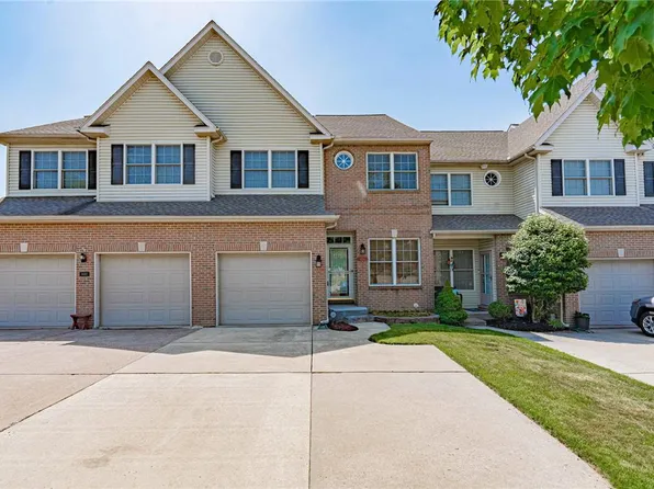 6608 Mine Dr, Macungie, PA 18062