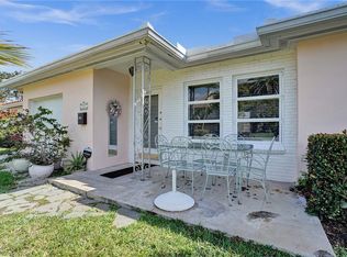 210 S Riverside Dr, Pompano Beach, FL 33062