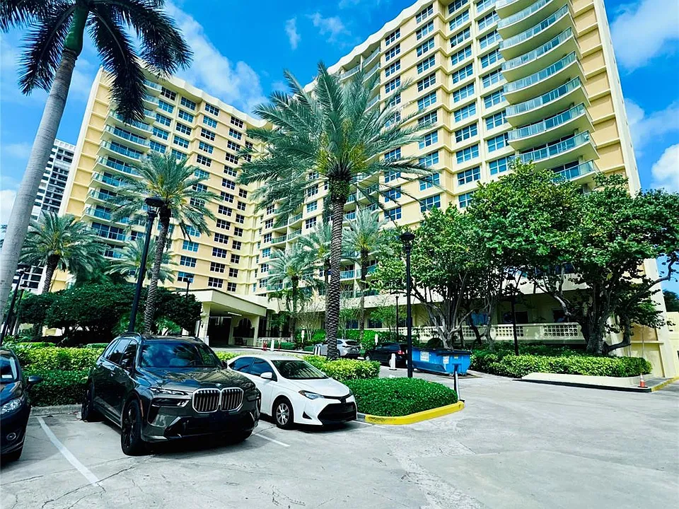 2501 S Ocean Dr #1005