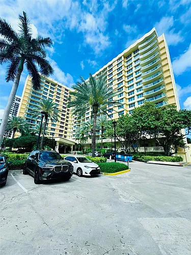 2501 S Ocean Dr Photo 1