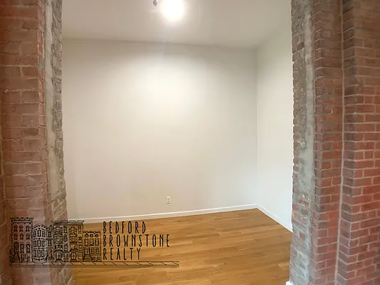 Rented by Bedford Brownstone Realty | media 68