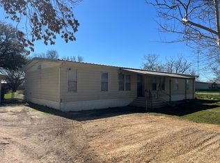 7474 Richter Rd #1, Elmendorf, TX 78112