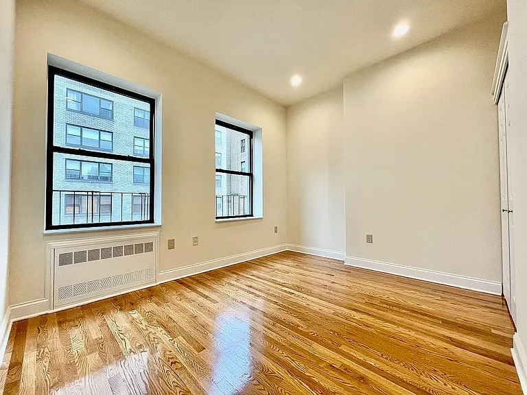 129 E 90th St #5W — Photo 10