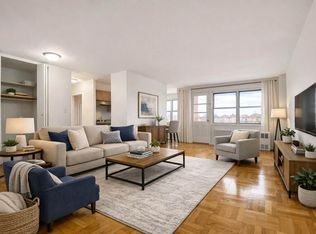 210 W 251st St APT 6J, Bronx, NY 10471