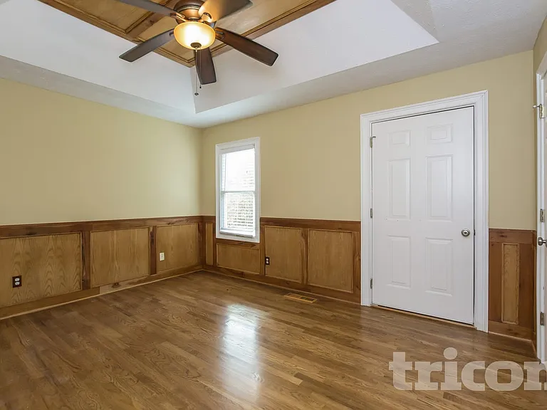 160 Eagle Glen Dr — Photo 7