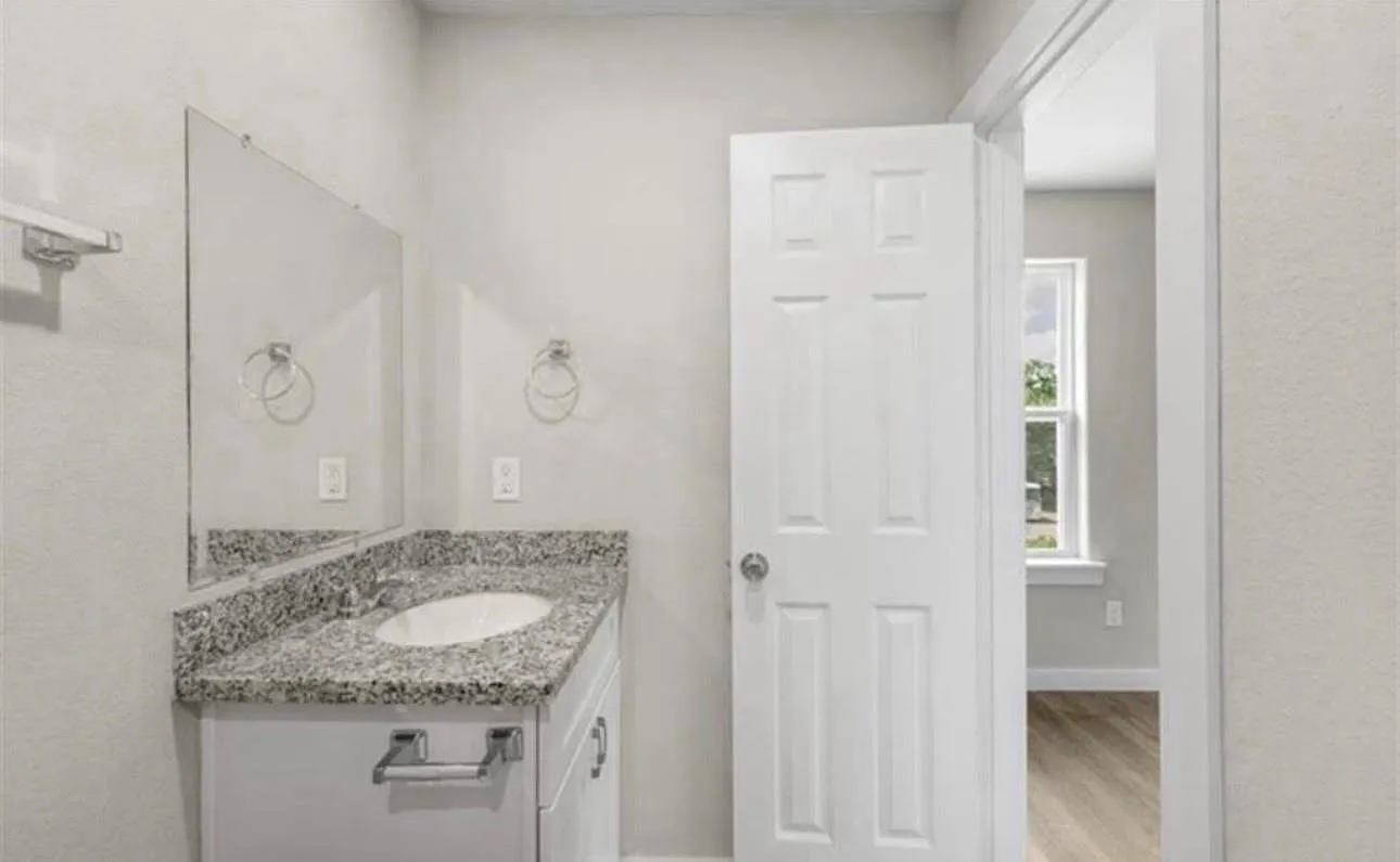 3 bed, 2.5 bath, $1,775 — Photo 4