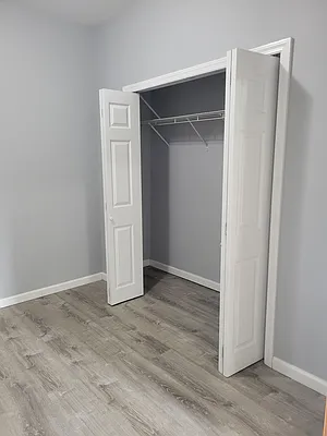 Rented by MCR Realty | media 9