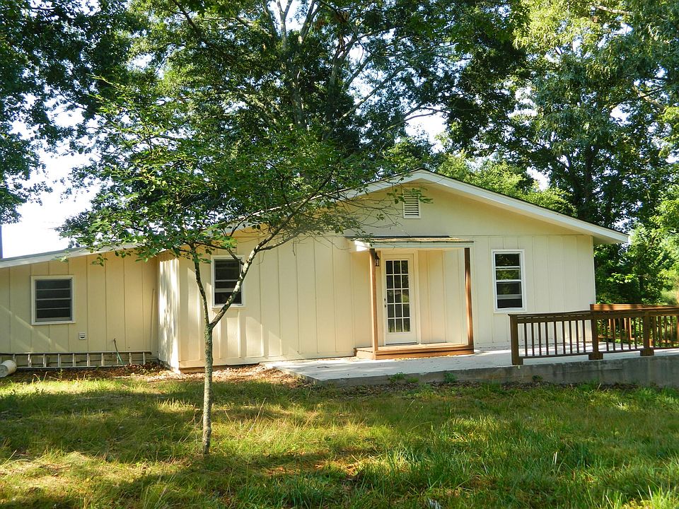 2nd image of 3702 Chestatee Rd