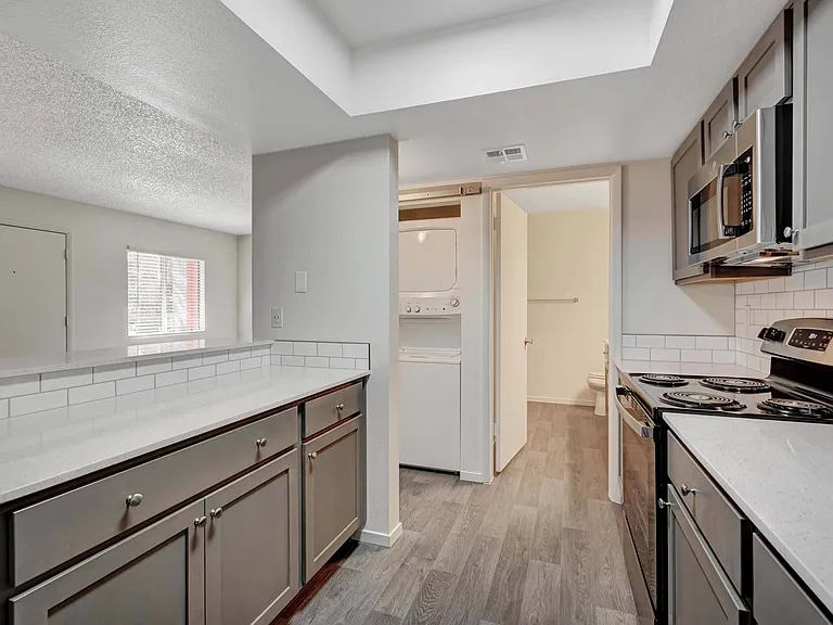 Solstice Apartment Homes — Photo 26