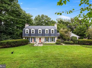 1012 Robin Dr, West Chester, PA 19382
