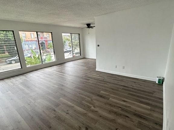 3rd image of 838-844 S Wilton Pl #844-2