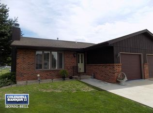 1030 Thornberry Ct, Ottawa, IL 61350