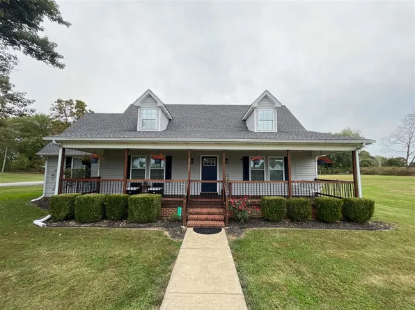 3788 Bowling Green Rd, Scottsville, KY 42164