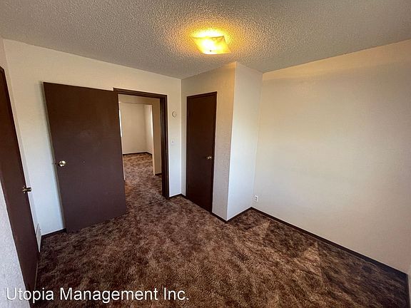 5th image of 325 Alexander Ave APT 6