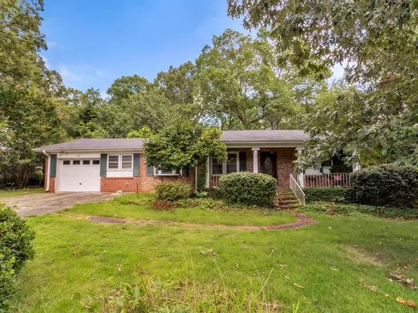 13 Bedford Ln, Taylors, SC 29687