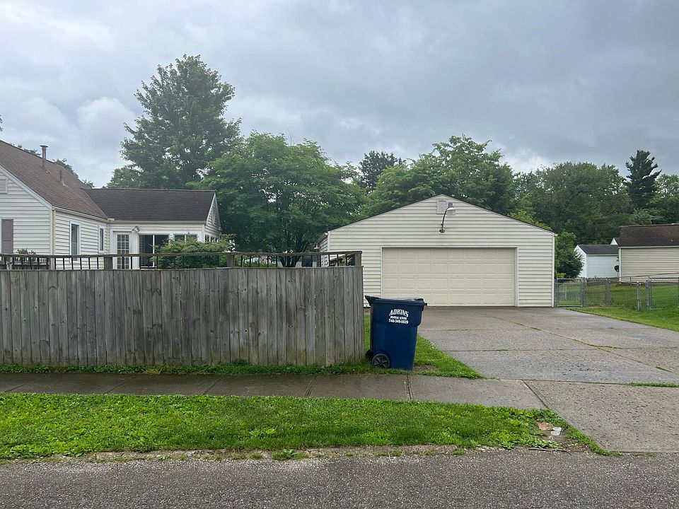 2nd image of 95 N 26th St