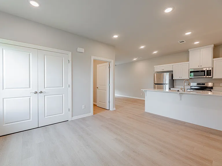 1409 Poigai Way #2 — Photo 13