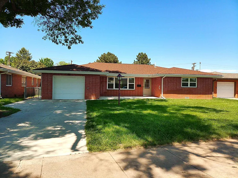 1711 Short St — Photo 1