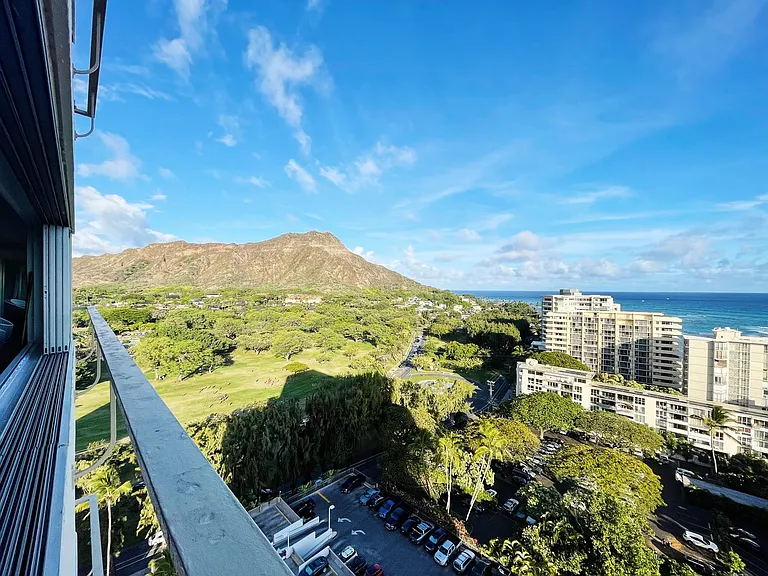 2895 Kalakaua Ave #1809 — Photo 10