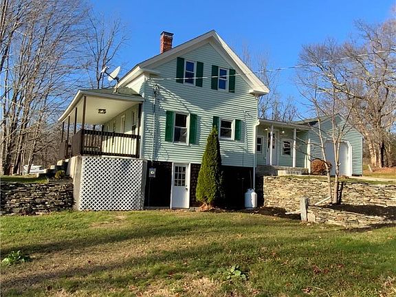 3rd image of 12 Dion Dr
