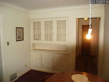 5th image of 881 Quarry Dr