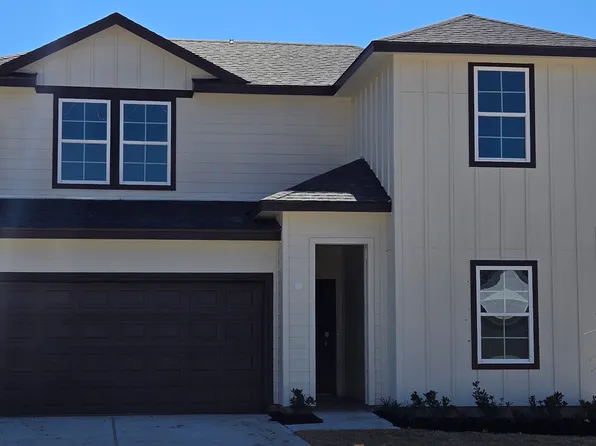 535 Hunter Grove Ln, China, TX 77613
