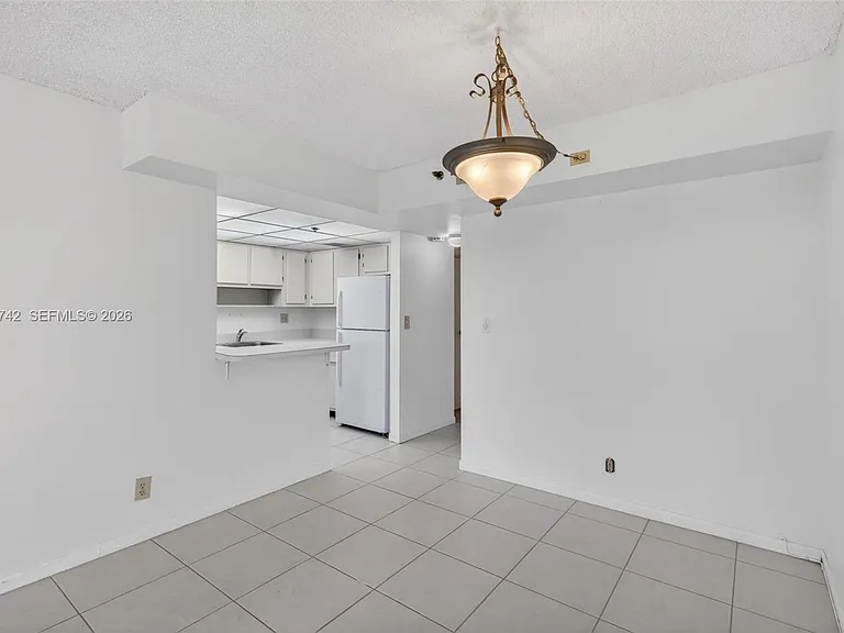 3100 W Rolling Hills Cir #303 — Photo 18