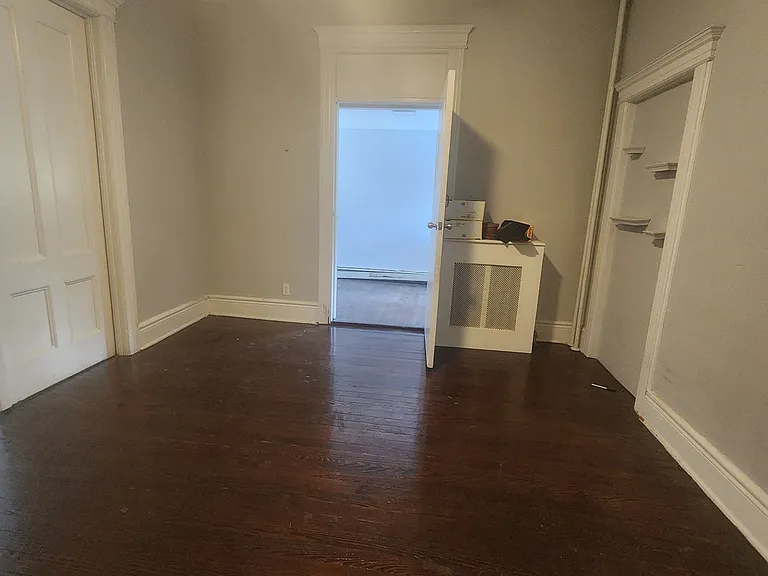 191 Woodworth Ave — Photo 2