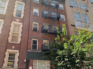 222 E 24th St APT 2C, New York, NY 10010