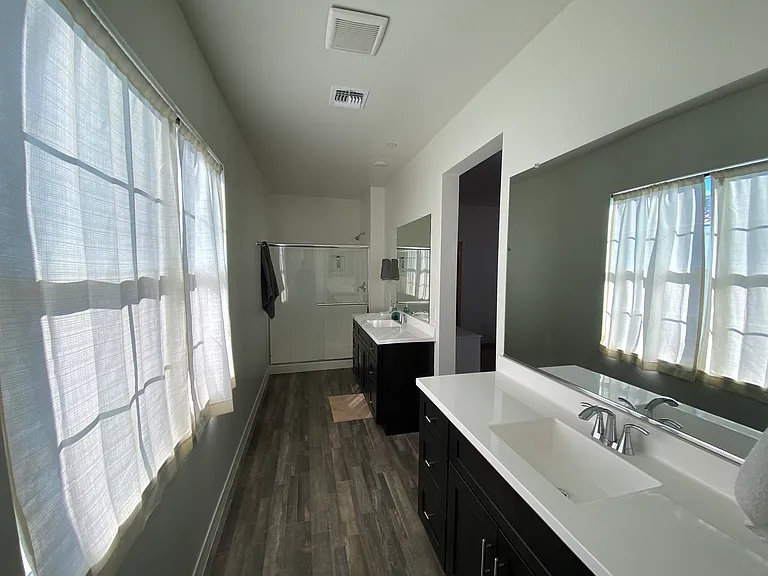 254 E Markwood Dr — Photo 3