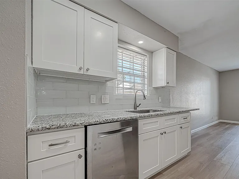 7315 Housman St — Photo 17