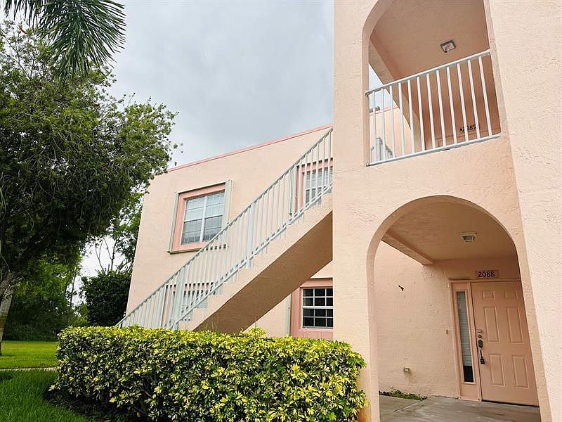 1st image of 2088 SE Wild Meadow Cir