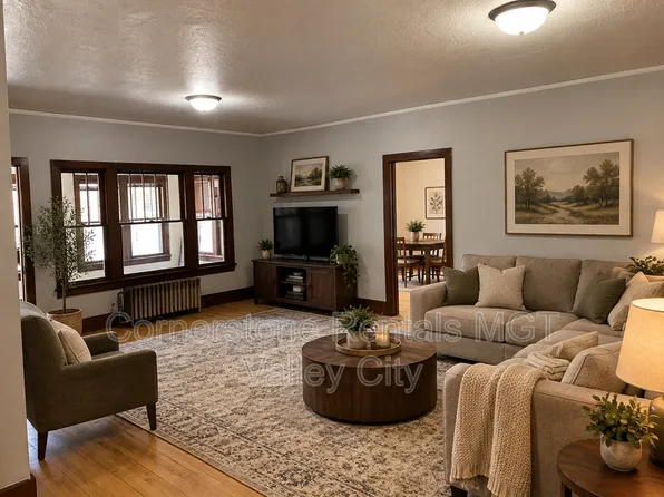 245 Central Ave S APT 1, Valley City, ND 58072