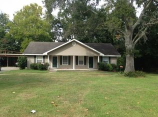428 E Darbonne St #B, Sulphur, LA 70663
