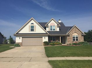 561 Nordic Ct, Slinger, WI 53086