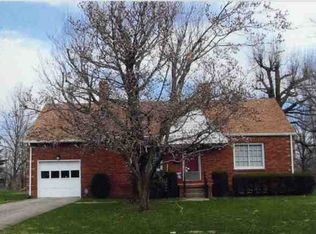 904 Mayflower Dr, Mansfield, OH 44905