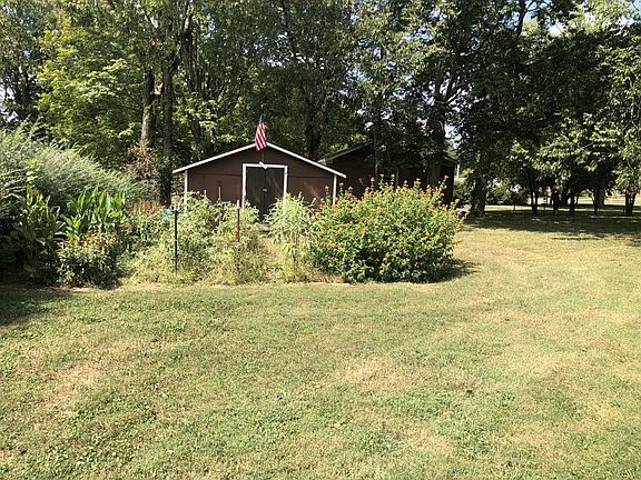4th image of 902 Olympia Pl
