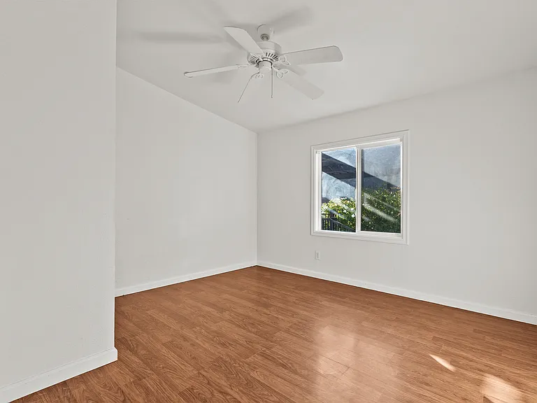 35401 Ridge Route Rd — Photo 34