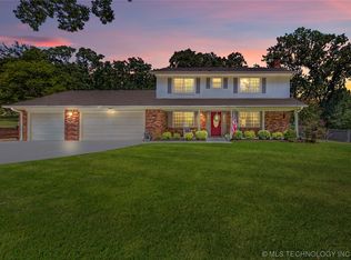 231 E 117th St S, Jenks, OK 74037