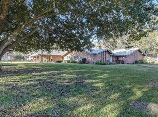405 Main St, Jeanerette, LA 70544