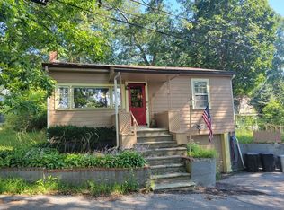 12 Hillside Rd, North Reading, MA 01864