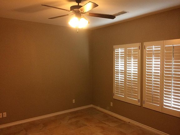 5th image of 7258 Manford Ln