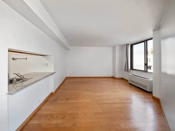 350 W 50th St, New York, NY