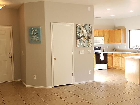 4th image of 8334 W Papago St