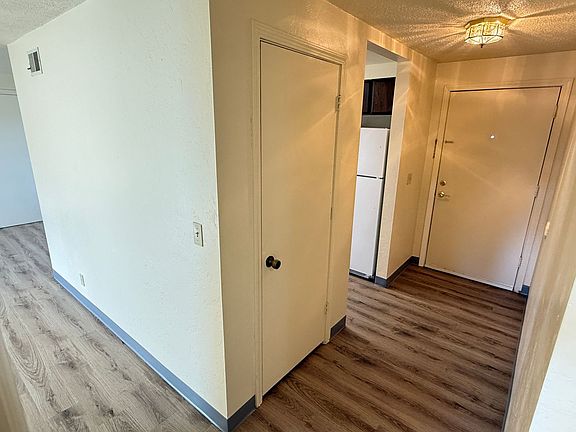 4th image of 1795 Bryant Ave