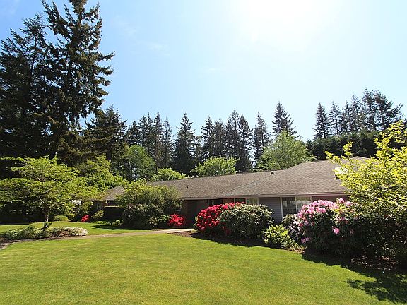 2nd image of 7223 NE 131st Pl