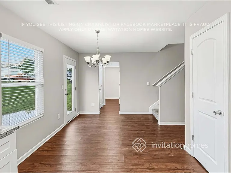 1357 Steven Dr — Photo 8