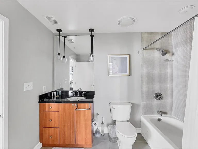525 E Jackson St #609 — Photo 26
