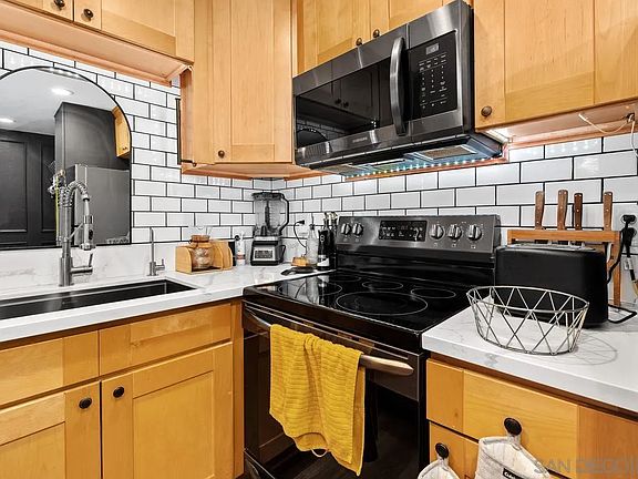 3rd image of 1775 Diamond St Unit 105