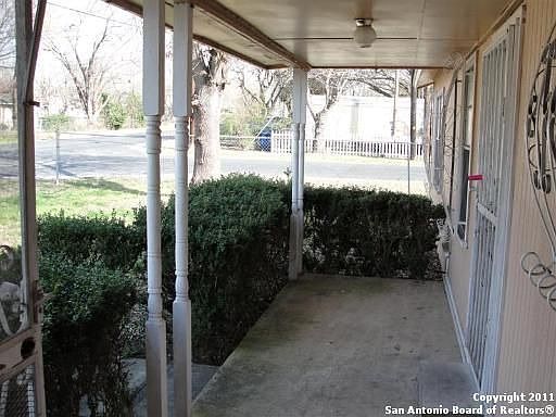 4th image of 5502 Hayden Dr